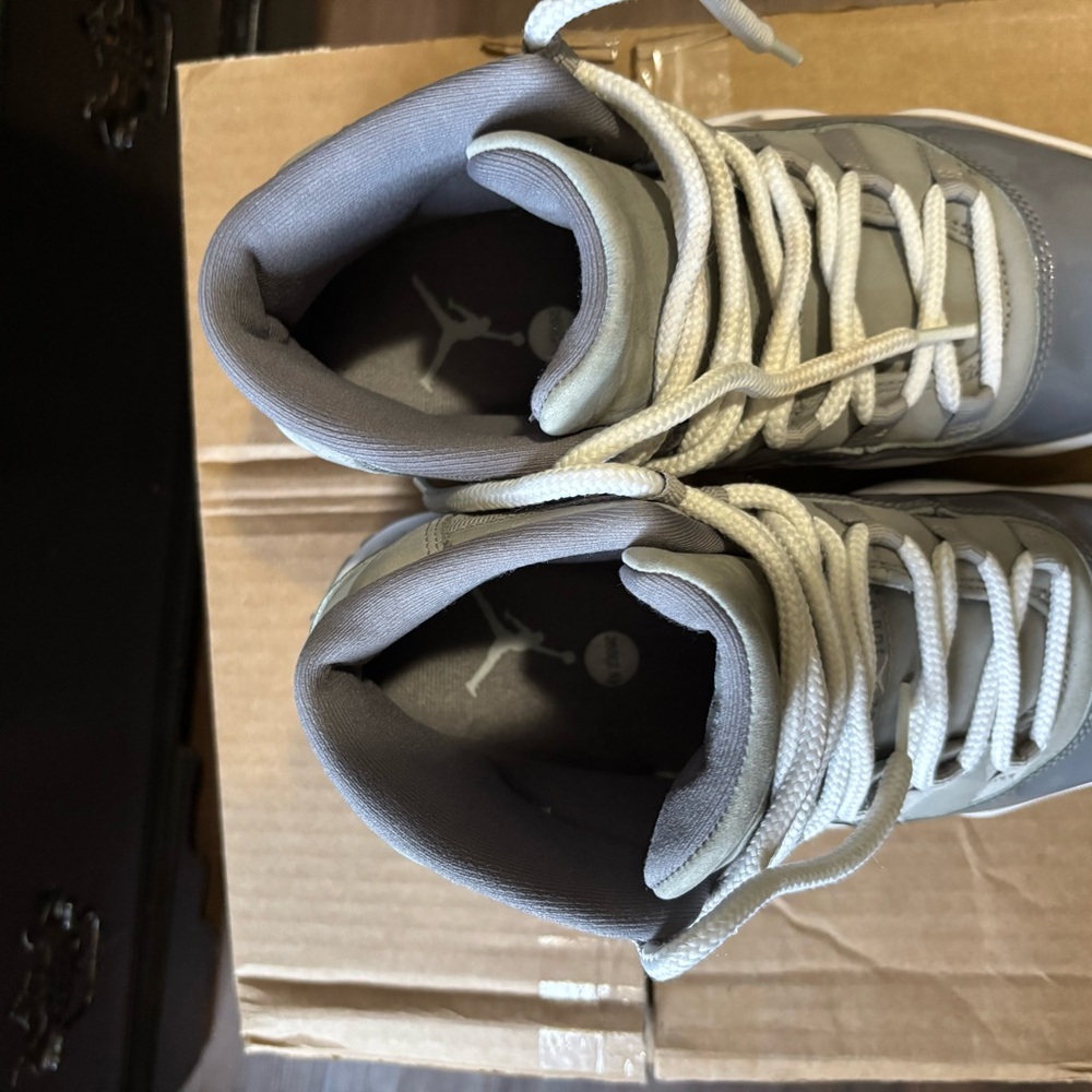 Jordan Gray and White Sneakers - Picture 4 of 6